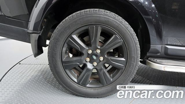 Land Rover Discovery 3.0 SDV6 HSE — пробег 144 117 км — фото 5 из 5