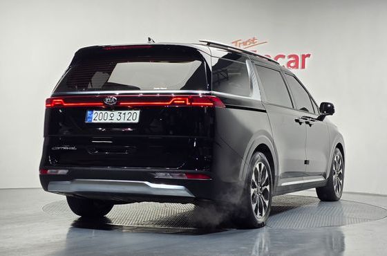 Kia Carnival Gasoline 9-Seater Signature — пробег 50 192 км — фото 2 из 5