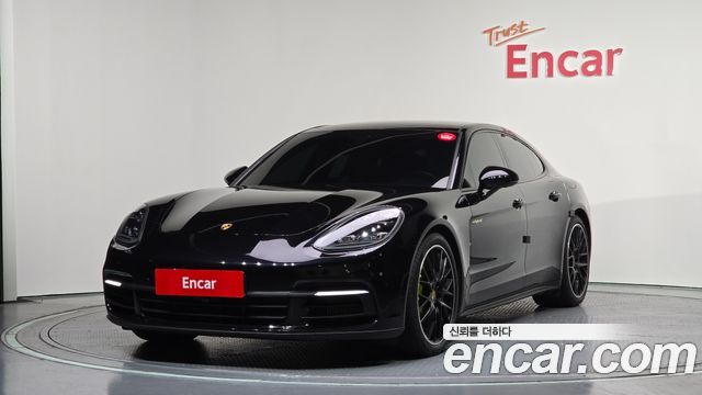 Porsche Panamera 2.9 AWD E-Hybrid — пробег 103 354 км — фото 1 из 5