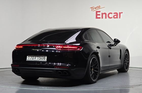 Porsche Panamera 2.9 AWD E-Hybrid — пробег 103 354 км — фото 2 из 5