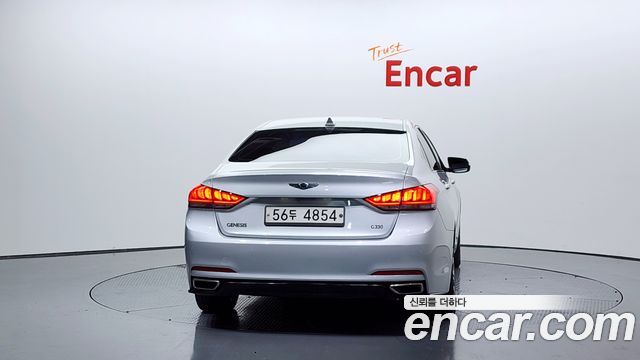 Hyundai Genesis из Кореи Encar
