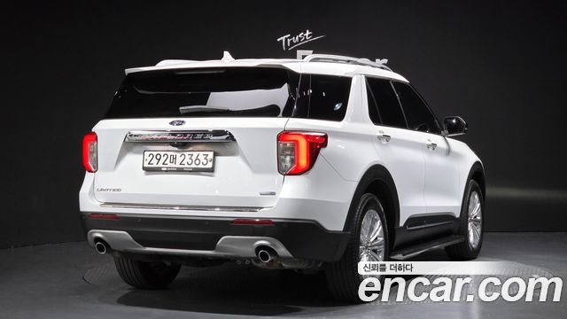 Ford Explorer 2.3 LimIted 4WD — пробег 36 163 км — фото 2 из 5