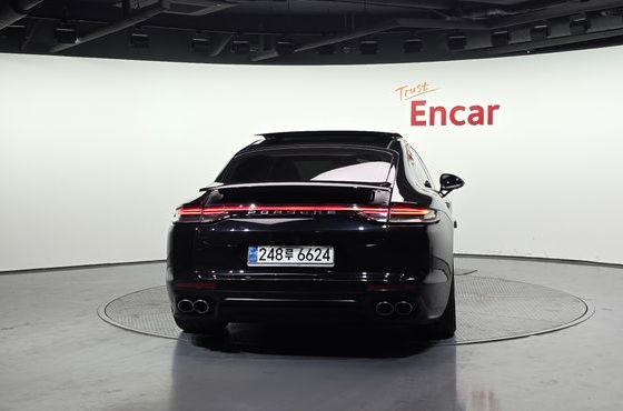 Porsche Panamera 3.0 AWD — пробег 97 876 км — фото 4 из 5