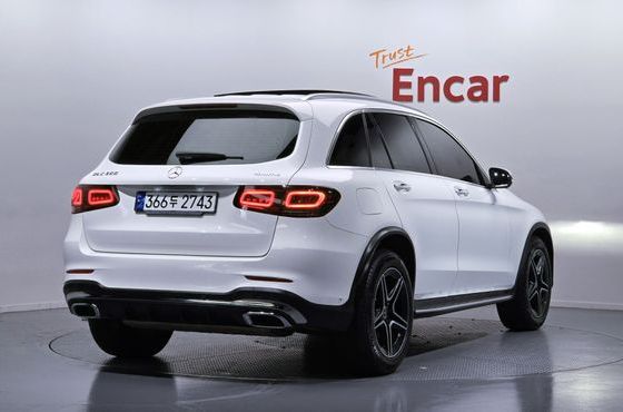 Mercedes-Benz GLC-Class GLC300 4MATIC — пробег 53 915 км — фото 2 из 5