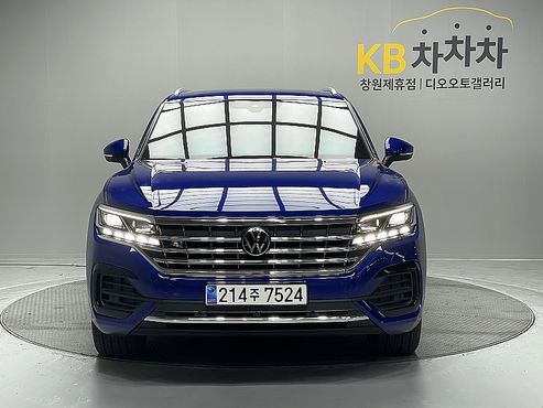 Volkswagen Touareg 3.0 TDI R-Line — пробег 35 710 км — фото 3 из 5