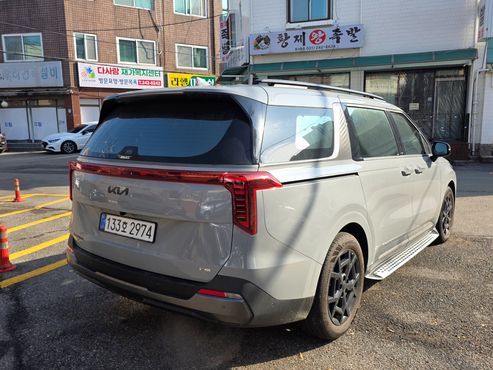 Kia Carnival Hev 9 Seater X Line — пробег 3 867 км — фото 2 из 5