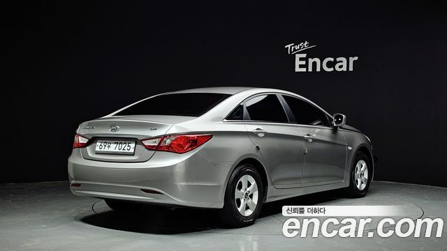Hyundai Sonata LPI Style — пробег 90 004 км — фото 2 из 5