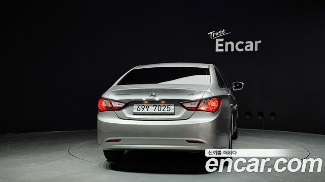 Hyundai Sonata LPI Style — пробег 90 004 км — фото 4 из 5