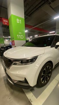Kia Carnival 9-Seater Signature — пробег 96 000 км — фото 3 из 5