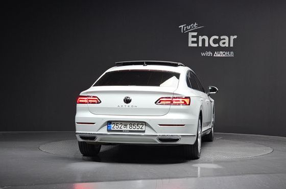 Volkswagen Arteon 2.0 TDI Prestige — пробег 72 670 км — фото 4 из 5
