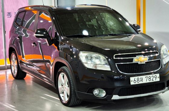 Chevrolet (Daewoo) Orlando 2.0 Diesel LT Safety Pack — пробег 185 345 км — фото 3 из 5