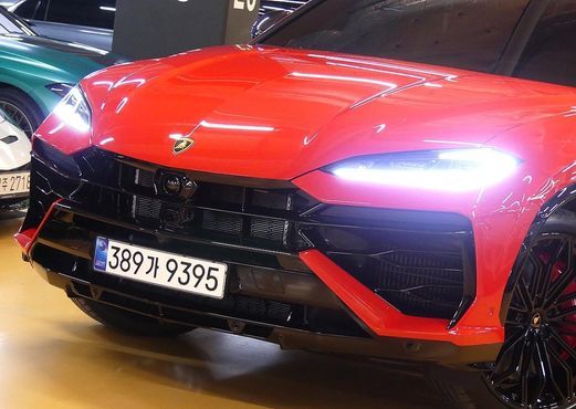 Lamborghini Urus 4.0 V8 SE — пробег 53 км — фото 1 из 5