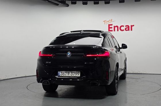 BMW X4 xDrive20i M Sport — пробег 25 748 км — фото 4 из 5