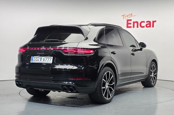 Porsche Cayenne 3.0 PLATINUM EDITION — пробег 57 555 км — фото 2 из 5