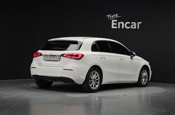 Mercedes-Benz A-Class A220 Hatchback — пробег 31 753 км — фото 2 из 5