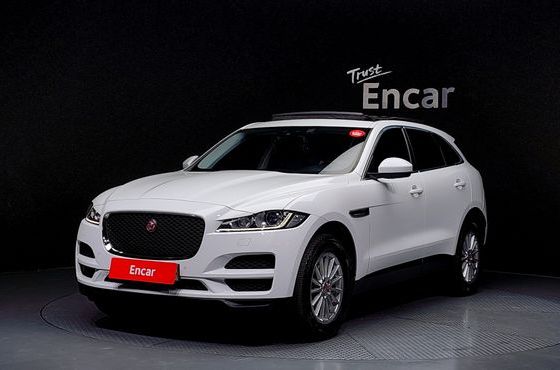 Jaguar F-PACE 20d Prestige — пробег 120 681 км — фото 1 из 5