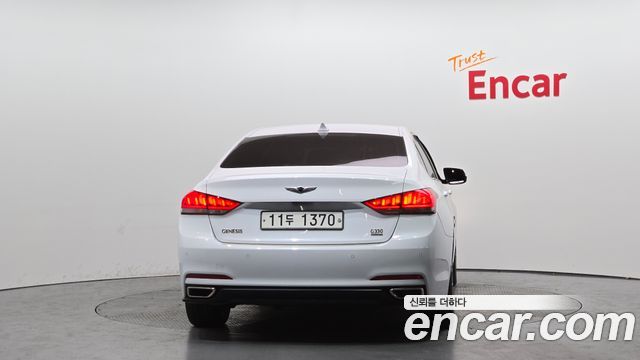 Hyundai Genesis из Кореи Encar