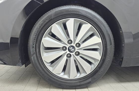 Hyundai Grandeur Premium — пробег 177 953 км — фото 5 из 5