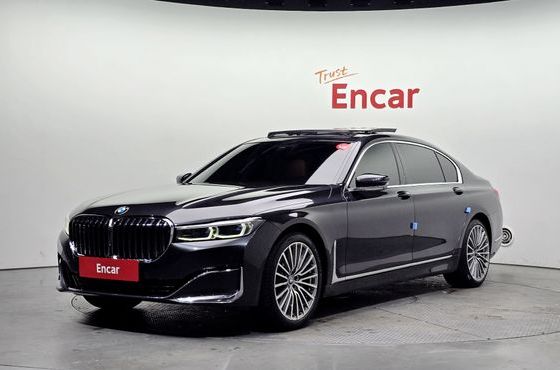 BMW 7-Series 740Li xDrive Design Pure Excellence — пробег 139 400 км — фото 1 из 5
