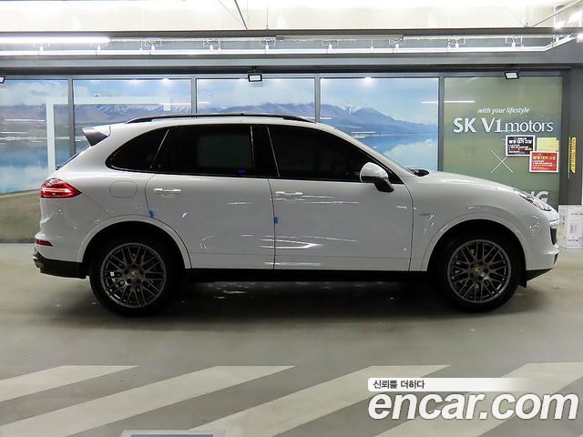 Porsche Cayenne 3.0 Diesel Platium Edition 958 — пробег 82 838 км — фото 3 из 5
