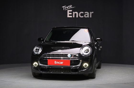 Mini Cooper 5Door HIGH 3rd — пробег 17 107 км — фото 3 из 5