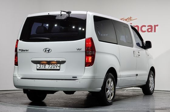 Hyundai Starex 4WD Urban 9-Seater Premium — пробег 76 412 км — фото 2 из 5