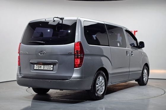 Hyundai Starex 11-Seater Wagon Smart — пробег 118 556 км — фото 2 из 5