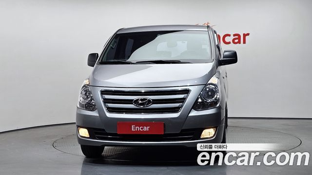 Hyundai Starex 11-Seater Wagon Smart — пробег 118 556 км — фото 3 из 5