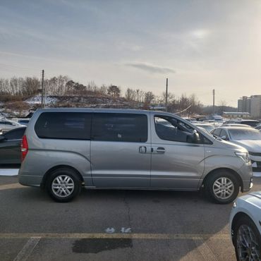 Hyundai Starex Van 3-Seater Smart — пробег 131 279 км — фото 4 из 5