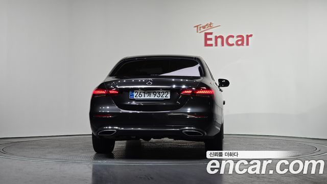 Mercedes-Benz E-Class из Кореи Encar