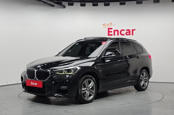 BMW X1 xDrive 20i M Sport — пробег 33 681 км — фото 1 из 5