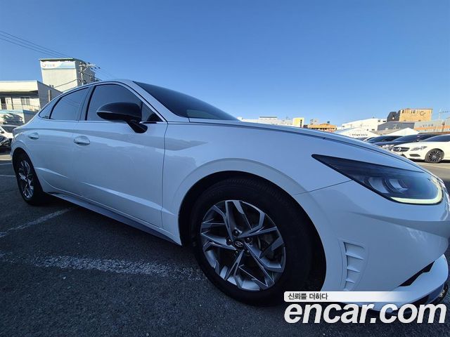 Hyundai Sonata 2.0 Premium Plus — пробег 58 042 км — фото 3 из 5