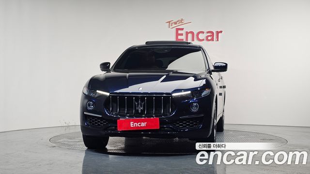 Maserati Levante из Кореи Encar