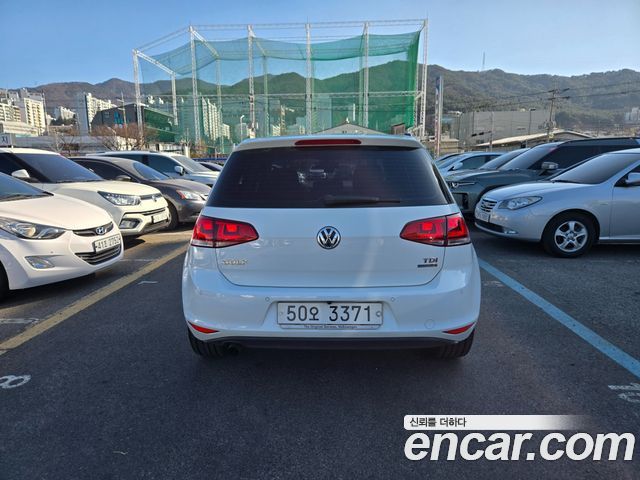 Volkswagen Golf 1.6 TDI — пробег 88 385 км — фото 5 из 5
