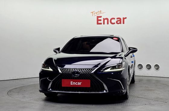 Lexus ES Luxury Plus — пробег 109 808 км — фото 3 из 5