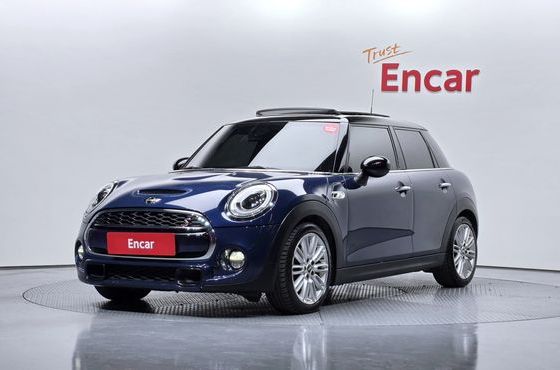 Mini Cooper 5Door Standard 3rd — пробег 72 043 км — фото 1 из 5