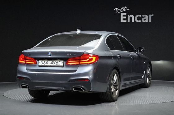 BMW 5-Series 520d xDrive M Sport Package Plus — пробег 56 313 км — фото 2 из 5