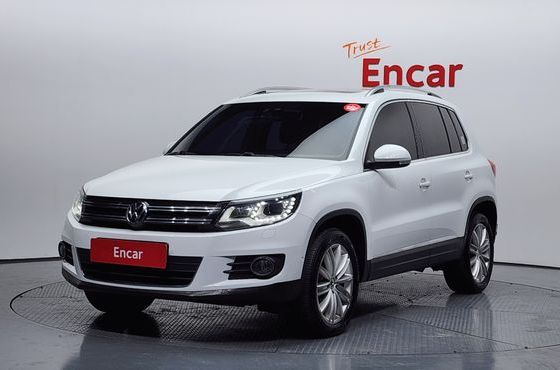 Volkswagen Tiguan 2.0 TDI Premium 5N — пробег 121 679 км — фото 1 из 5