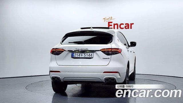 Maserati Levante 2.0 GT AWD — пробег 27 601 км — фото 4 из 5