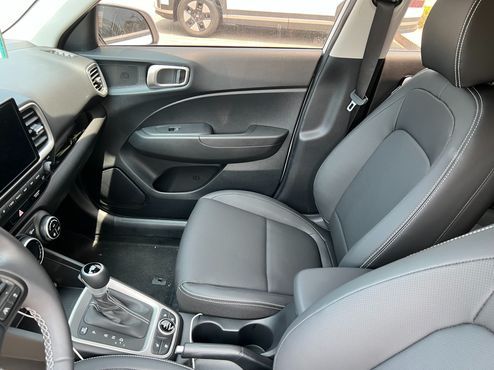 Hyundai Venue 1,6 Premium — пробег 8 342 км — фото 5 из 5