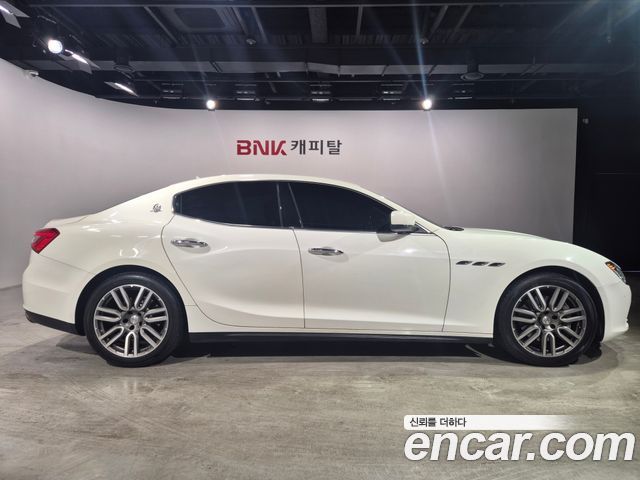 Maserati Ghibli из Кореи Encar
