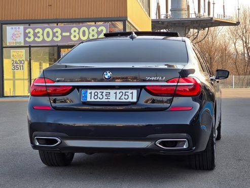 BMW 7-Series 740Li xDrive M Sport Package — пробег 193 000 км — фото 2 из 5
