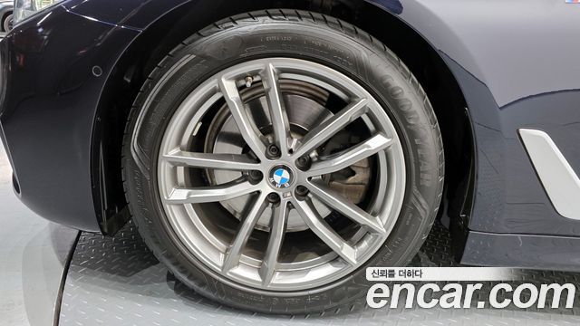 BMW 5-Series из Кореи Encar
