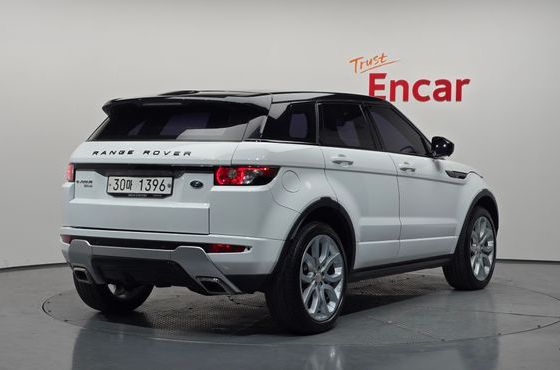 Land Rover Range Rover Evoque 2.2 SD4 Dynamic — пробег 159 949 км — фото 2 из 5