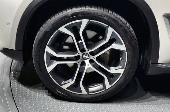 BMW X5 xDrive 30d xLine — пробег 52 311 км — фото 5 из 5