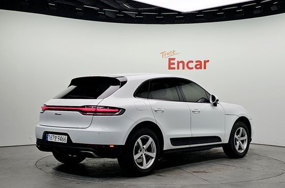 Porsche Macan 2.0 95B — пробег 81 794 км — фото 2 из 5
