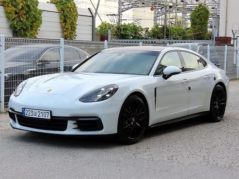 Porsche Panamera 3.0 AWD — пробег 99 808 км — фото 2 из 5