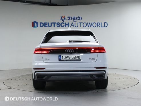 Audi Q8 50 TDI Quattro Premium — пробег 39 013 км — фото 4 из 5