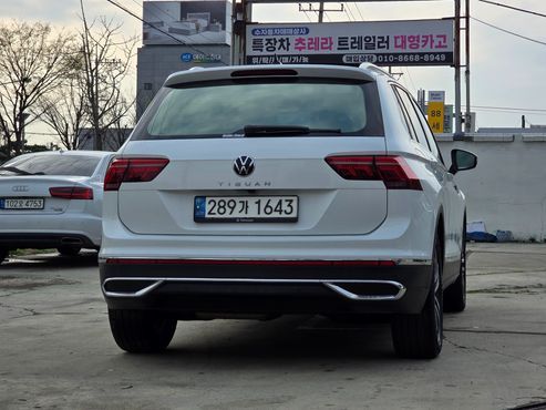 Volkswagen Tiguan 2.0 TDI Prestige — пробег 76 000 км — фото 2 из 5