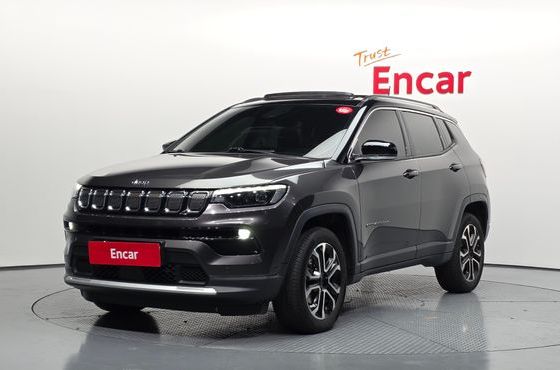 Jeep Compass 2.4 Limitied AWD — пробег 64 877 км — фото 1 из 5